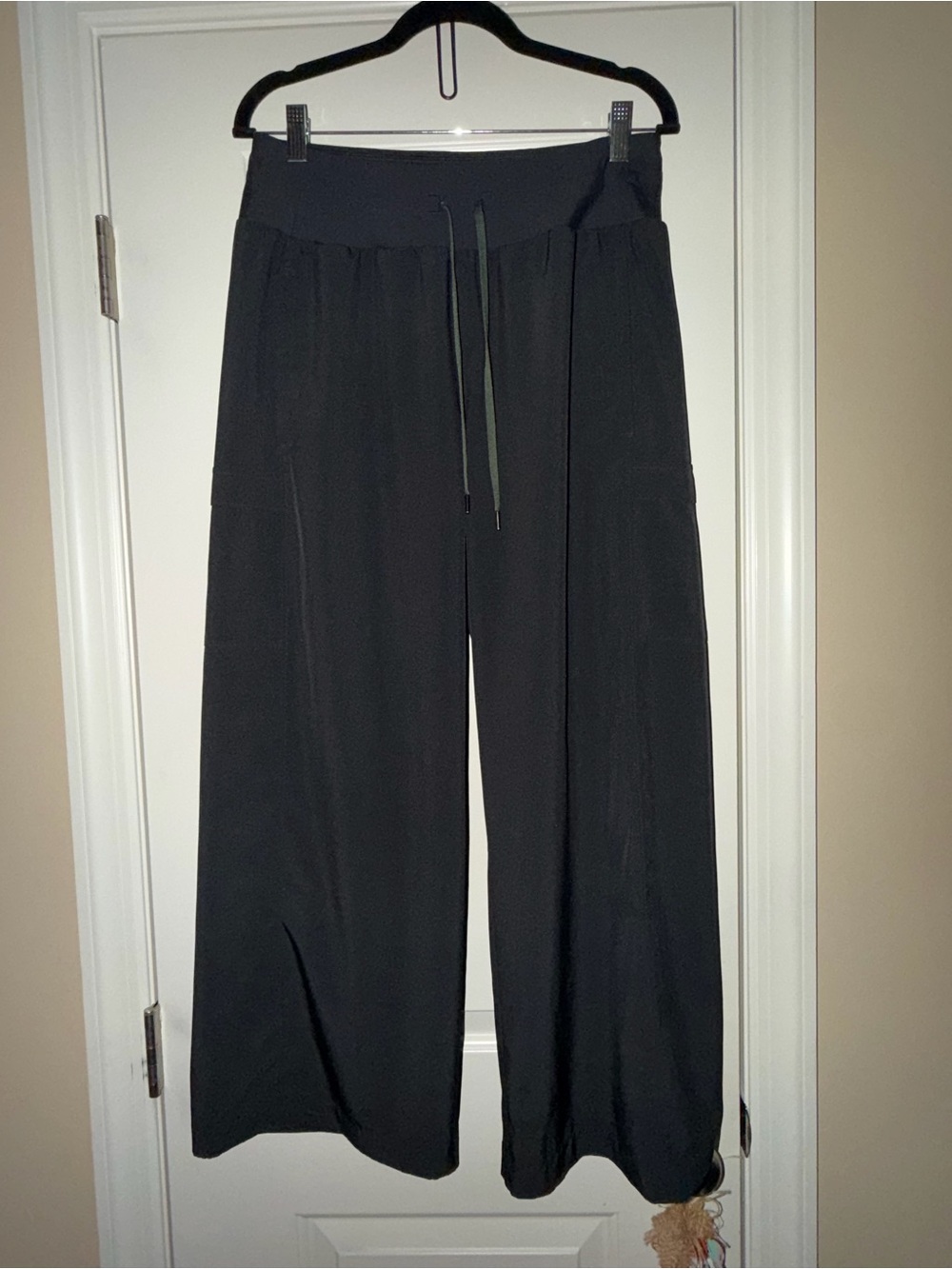 CALIA by Carrie Underwood Black Wide-Leg Drawstring Sweatpants